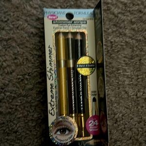 COPY - Extreme shimmer eyeliner pencil+Smudger  natural,playful gold,  Dramatic…